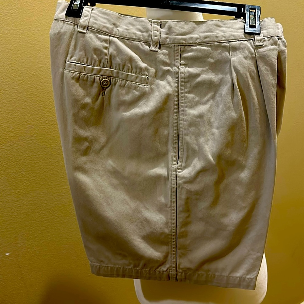 Me s Cherokee khaki shorts